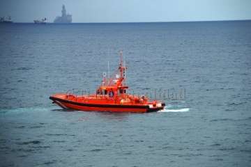 Simulacro de vertido de hidrocarburos en la playa de Jinámar-Telde (Foto TA y Antonio Alí)